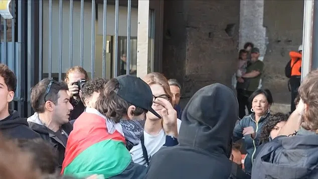 რომში, კოლიზეუმთან დაფიქსირებული მომიტინგე პალესტინის დროშით