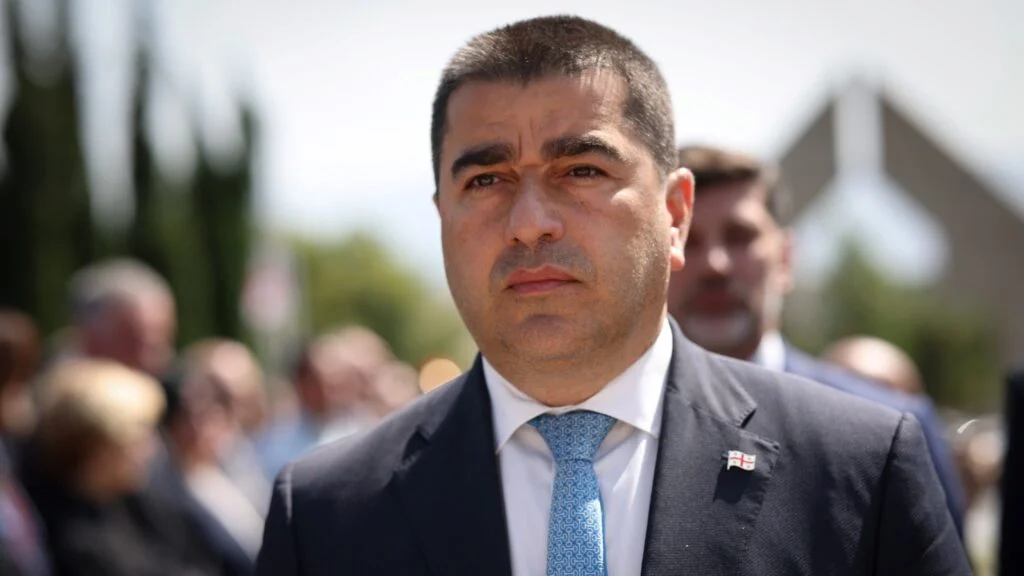 "დადგა დრო, EU-მ გადახედოს თავის მცდარ გადაწყვეტილებას" - პაპუაშვილი ევროკავშირს ლუქსემბურგიდანაც აკრიტიკებს