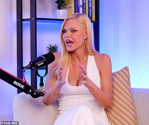 „Love Island Australia“-ს წამყვანმა „Daily Mail“-ს განუცხადა, რომ მიუხედავად იმისა, რომ ამ თემაზე დეტალურად საუბარი უჭირს, მშობლობა მისთვის კვლავ მნიშვნელოვან მიზნად რჩება.