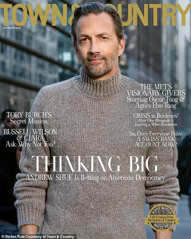 Town & Country-ის ახალი გარეკანის სტატია 59 წლის, სერიალ Melrose Place-ის ყოფილ ვარსკვლავს წარმოაჩენს, როგორც ადამიანს, „რომელსაც მრავალი ცხოვრება ჰქონდა - სპორტსმენი, ტელევარსკვლავი, ფილანტროპი. ყველა მათგანი განსაზღვრავს მის უახლეს წამოწყებას: ჩვენი ქვეყნის სულის აღორძინებას“
