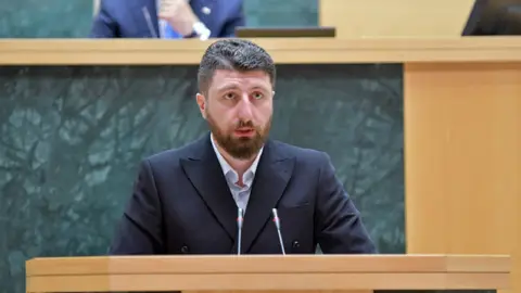არჩილ გორდულაძე ვენეციის კომისიის დასკვნაზე: მათი ფუნქცია არის, რომ სამართლებრივად შეაფასონ კონკრეტული კანონი ან კანონთა პაკეტი, მაგრამ ისინი პირდაპირ გადასულები არიან პოლიტიკურ შეფასებებში