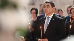 შალვა პაპუაშვილი პარლამენტის წევრებთან ერთად, სვეტიცხოვლობისადმი მიძღვნილ საზეიმო წირვას დაესწრო
