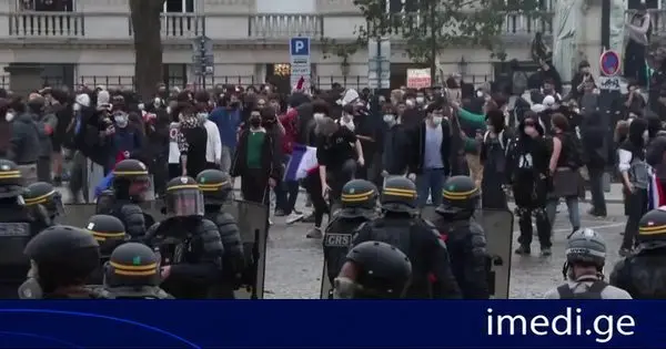საფრანგეთის იუსტიციის სამინისტრო: მოსწავლეთა საპროტესტო მოძრაობის დაწყებიდან დღემდე, პოლიციამ თითქმის 8 000 ადამიანი დააკავა