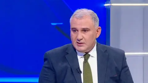 მიხეილ სარჯველაძე: განცხადებებს, რატომ არ უნდა იყოს 10-ჯერ უფრო მეტი პენსია, არავითარი რეალური და პრაგმატული საფუძველი არ უდევს, გარდა უპასუხისმგებლობისა და აღვირახსნილი პოპულიზმისა