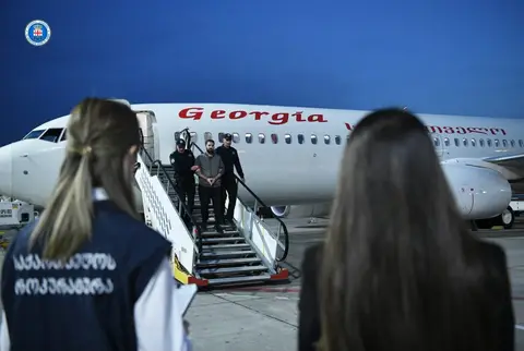 საქართველოს გენერალური პროკურატურის შუამდგომლობის საფუძველზე, 14 ოქტომბერს, არგენტინის რესპუბლიკიდან საქართველოში ტრანსნაციონალურ ორგანიზებულ დანაშაულში ბრალდებული გიორგი ხატიაშვილის ექსტრადირება განხორციელდა