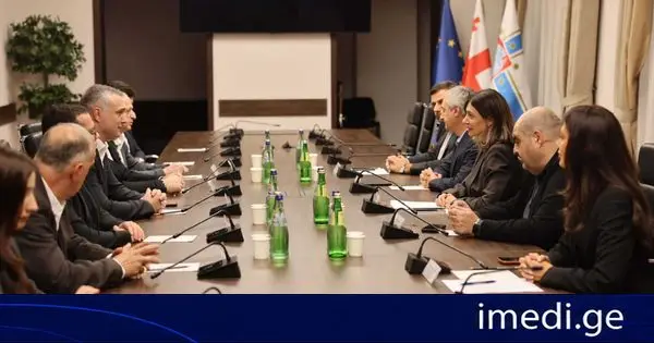 თბილისის საკრებულოში ბათუმის საკრებულოს წევრებთან გაცნობითი ხასიათის შეხვედრა გაიმართა