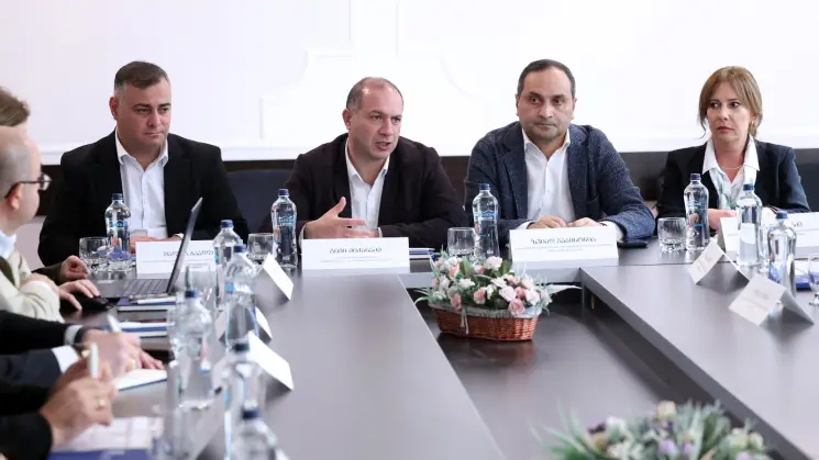 გივი მიქანაძემ უნივერსიტეტების რექტორებთან პროფესიული განათლების განვითარების საკითხები განიხილა