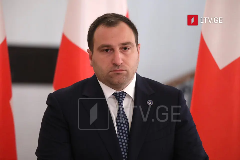 ირაკლი კირცხალია – მეცოლასთვის, კალასისთვის და კოსისთვის დემოკრატია ალბათ არის უმცირესობის მმართველობა უმრავლესობაზე