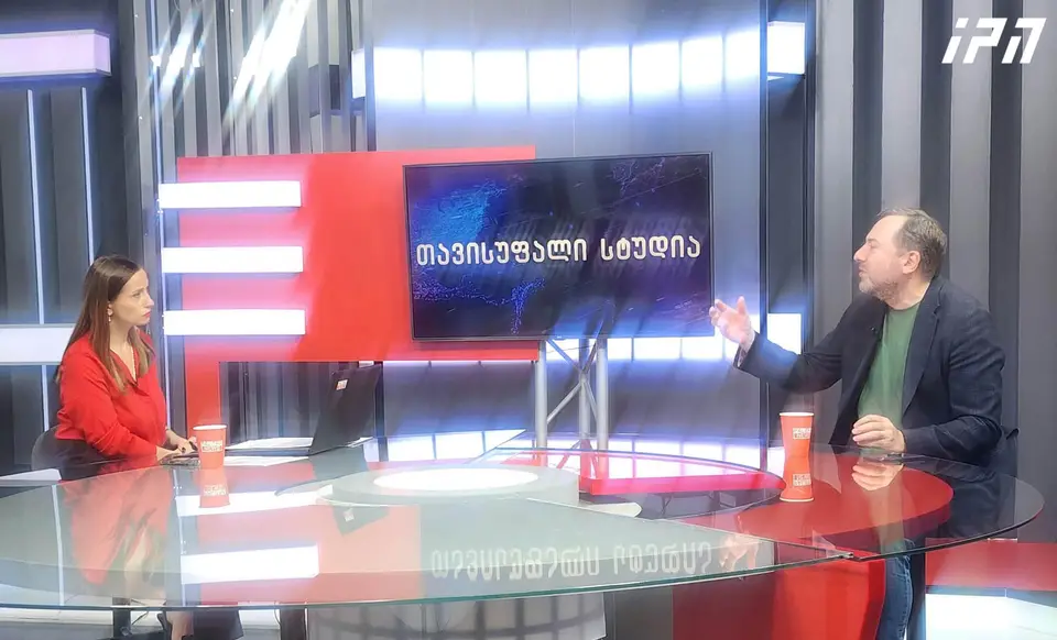 გია ჯაფარიძე - სიტყვებით ვერ აღვწერ იმ საშინელ პერსპექტივას, რომელიც გვემუქრება - როგორც ილია ამბობდა: გამოფხიზლდით, გვარუსებენ, ყველაფერს ვკარგავთ! მაშინ გვიან გაიღვიძა ხალხმა და გვიან გაღვიძება არ გამოგვივიდეს ახლაც, რადგან შესაძლებელია აღარაფერი არსებობდეს