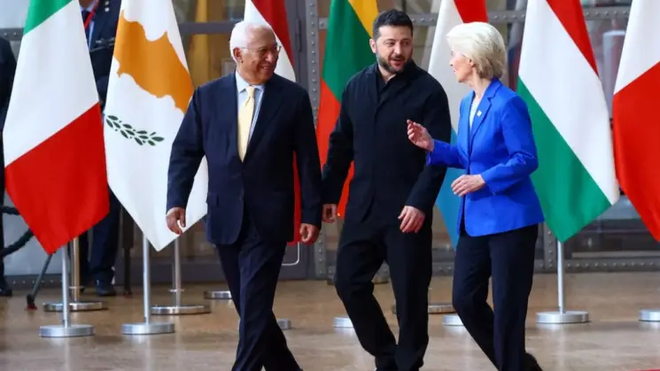 ევროკავშირის ლიდერები ზელენსკის კვლავ მხარდაჭერას უცხადებენ და მორიგი სესხის აუცილებლობაზე საუბრობენ, ტრამპი კი რუსეთზე უკრაინის დარტყმებს სირცხვილს უწოდებს - Reuters
