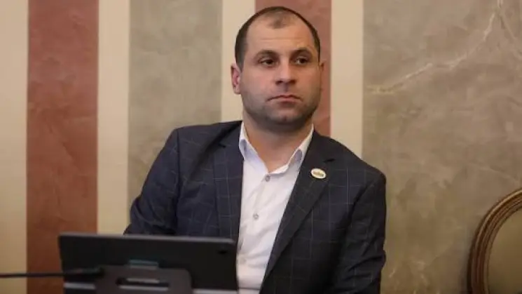 შოთა ქევხიშვილი: მნიშვნელოვან საკითხებზე საუბრისას ემოციებისა და სპეკულაციის ნაცვლად ფაქტებსა და მტკიცებულებებს უნდა დავეყრდნოთ