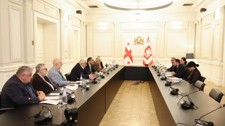 პრეზიდენტის, მიხეილ ყაველაშვილის განკარგულებით, საქართველოს ეროვნული პრემიის კომისიის ცხრაწევრიანი შემადგენლობა დამტკიცდა