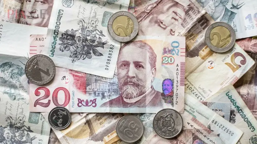 რა ეღირება ლარი უქმეებზე