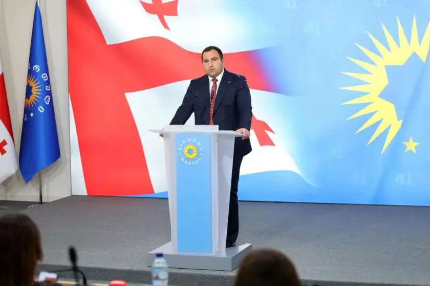 ირაკლი კირცხალია პრემიერის გადადგომის შესახებ გავრცელებულ ხმებზე: “პოლიტსაბჭოს და უმრავლესობის სხდომაზე ბიძინა ივანიშვილმა ყველაზე მეტი სწორედ ირაკლი კობახიძეზე ისაუბრა, უკლებლივ ყველა სიტყვა იყო საქებარი”