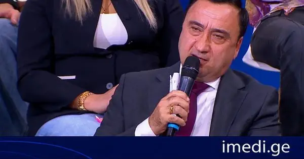 თამაზ ბაკურიძე რევაზ სოხაძეს: ადამიანებმა, რომლებიც დასაქმებულები არიან ავტომაგისტრალზე, მითხრეს, რომ „მინისტრი ჩვენს ზარს ყოველთვის პასუხობს, მინისტრი საქმის კურსშია, მინისტრმა იცის, მინისტრმა გადმოგვცა“. მადლობა იმისთვის, რომ ეს 10-თვიანი პრობლემა მოგვარდა თქვენი მონაწილეობით