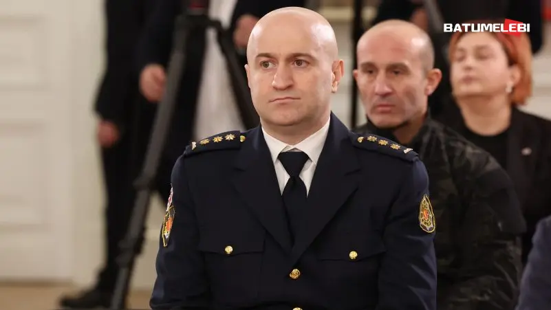 სულხან თამაზაშვილმა სამკერდე ნიშნის ტარების ახალი წესი დაადგინა – ბრძანება