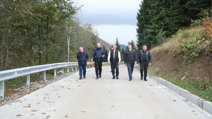 ზურაბ პატარაძე ხულოს მუნიციპალიტეტში, კურორტ გოდერძიზე და მწვანე ტბაზე ინფრასტრუქტურული პროექტების მიმდინარეობას გაეცნო