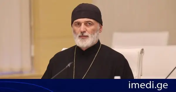 დეკანოზი ანდრია ჯაღმაიძე: ჟურნალისტთა ეთიკის ქარტიის მიკერძოებული განცხადება გვაფიქრებინებს, რომ ორგანიზაცია გადაქცეულია ეკლესიის წინააღმდეგ მიმართული რადიკალური მედიის დამცველ ბიუროდ