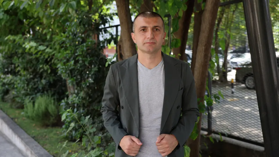 “სისტემას სურს, მოქალაქე გარე სამყაროს მოსწყვიტოს“ — რატომ მცირდება მსოფლიო ისტორიის საათები სკოლაში