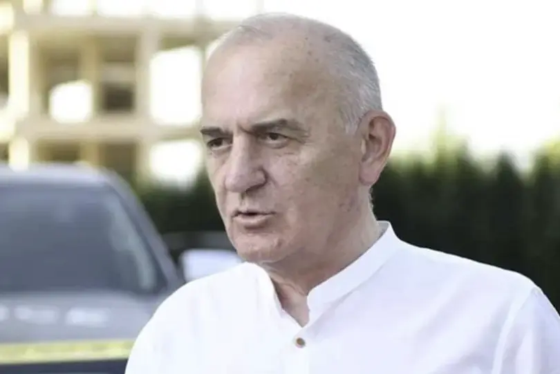 "ვივამედი" კლინიკაში დავით ფეიქრიშვილის მრავლობითი დაზიანებებით შეყვანას ადასტურებს