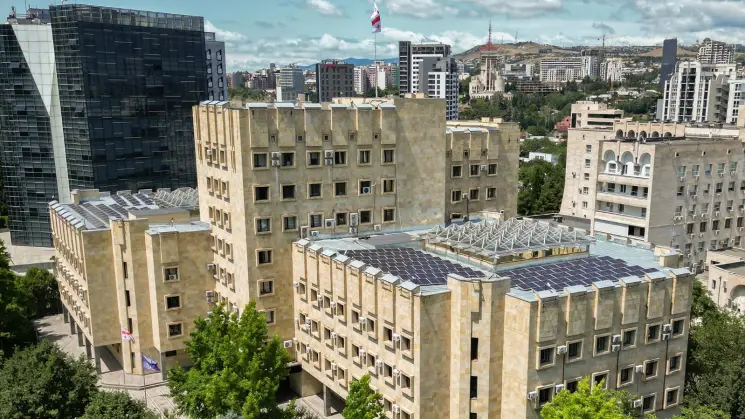 განსაკუთრებით დიდი ოდენობით ნარკოტიკი, იარაღი და საბრძოლო მასალა - პროკურატურამ 142 პირი პასუხისგებაში მისცა