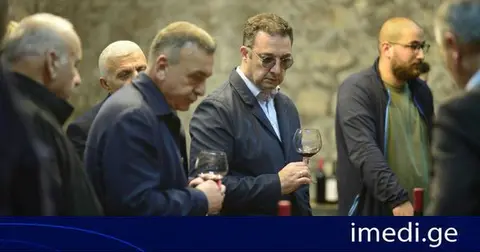 დავით სონღულაშვილი ღვინის საწარმოში „ხვანჭკარა“ ყურძნის დაბინავების პროცესს გაეცნო