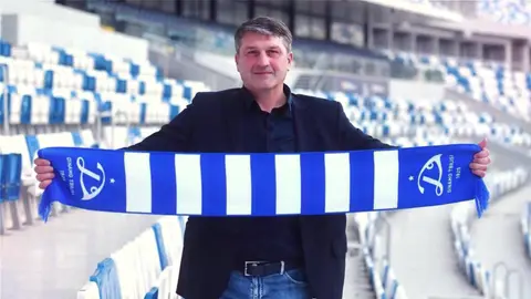 ქართული საფეხბურთო სამყარო ეროვნული ნაკრების ყოფილ კაპიტანს გლოვობს - გიორგი ნემსაძე 54 წლის ასაკში გარდაიცვალა