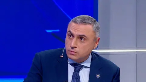 დავით მათიკაშვილი: თუ ანტიკონსტიტუციური პარტიის აკრძალვა შესაძლებელია გერმანიაში, უკრაინაში, მოლდოვაში, თუ ამას ევროკომისრები დემოკრატიის წინსვლად აფასებენ, საქართველოში "რუსულ კანონს" ვიღებთ ისევ?!
