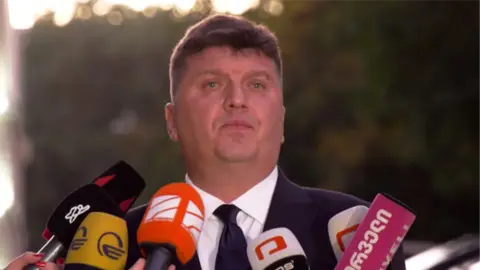 „ასავალ-დასავალის“ ჟურნალისტი სამშობლოს ღალატის მუხლით დააკავეს