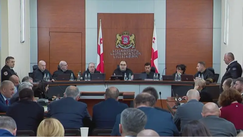საკონსტიტუციო მომავალ კვირასაც გააგრძელებს ოპოზიციის აკრძალვაზე სარჩელის განხილვას