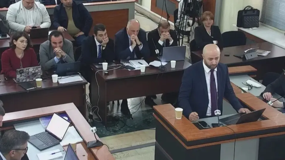 პლენუმმა არ დააკმაყოფილა გახარიას პარტიის შუამდგომლობა პროცესის გადადებაზე