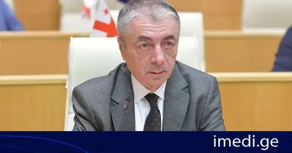 თენგიზ შარმანაშვილი ნანა სანდერის მიერ დანაშაულის აღიარებაზე: ალბათ, ნელ-ნელა ხვდებიან, რომ ისინი მწარედ მოატყუეს და გამოიყენეს ადამიანებმა, რომლებიც მათ ჰპირდებოდნენ, რომ უკვე მორყეულია ეს ხელისუფლება, ერთი პატარა ხელის კვრა უნდა - ილუზიიდან გამოდიან და ეს არის ძალიან კარგი