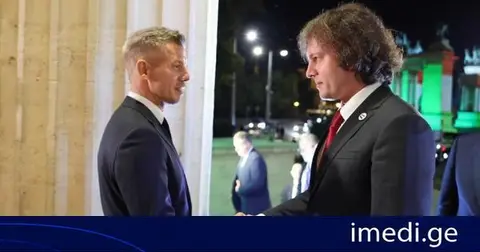 საქართველოს პრემიერ-მინისტრი ირაკლი კობახიძე უნგრეთის პრემიერ-მინისტრ პიტერ მადიარის მიერ გამართულ ოფიციალურ მიღებას დაესწრო