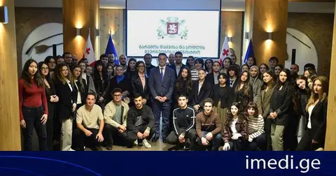 დავით სონღულაშვილი ანაზღაურებადი სტაჟირების სამთავრობო პროგრამის მონაწილეებს შეხვდა