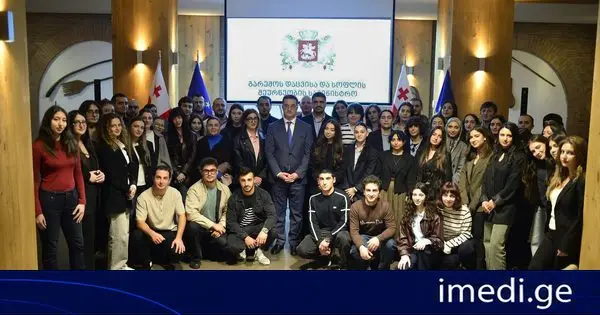 დავით სონღულაშვილი ანაზღაურებადი სტაჟირების სამთავრობო პროგრამის მონაწილეებს შეხვდა