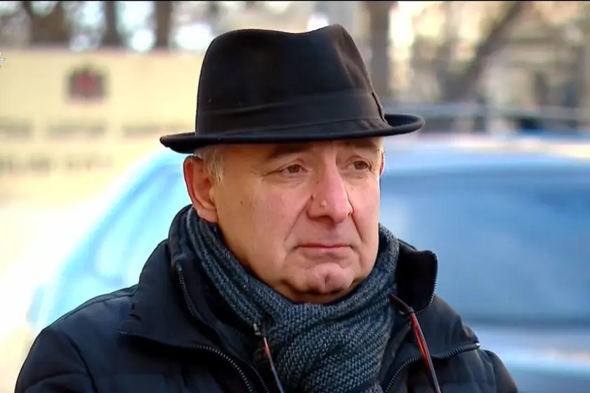 გიორგი ჩახუნაშვილმა და 4 ოქტომბრის საქმეზე დაკავებულმა კიდევ ერთმა პირმა დანაშაული აღიარეს და მოინანიეს. მოსამართლემ პროკურატურის შუამდგომლობა საპროცესო შეთანხმების შესახებ დააკმაყოფილა