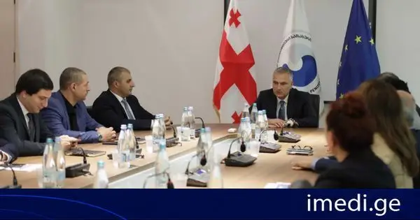 იუსტიციის მინისტრმა სპეციალური პენიტენციური სამსახურის ახალი ხელმძღვანელი რამაზ თათარაშვილი სამსახურის თანამშრომლებს წარუდგინა