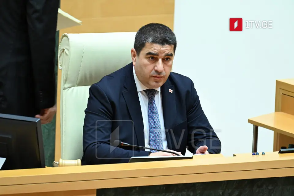 შალვა პაპუაშვილმა „გახარია საქართველოსთვის“ წევრებს მიმართა – „მანდატებს დავტოვებთო, სხვა რამეს კი არ აკეთებდით 2024 წლის არჩევნების შემდეგ, როდესაც ხალხის მიერ მონიჭებულ მანდატს არ იყენებთ“