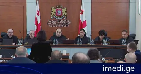 რევაზ ნადარაია წითლიძეს: როგორ შეიძლება ასეთი საუბარი, რას ნიშნავს ნუგზარ ფუტკარაძე მოკლეს. დაუფიქრდით საკუთარ განცხადებებს, ძალიან მძიმე განცხადებაა, ძალიან მძიმე ბრალდება, როგორ შეიძლება ასე ილაპარაკოთ სასამართლოს ტრიბუნიდან
