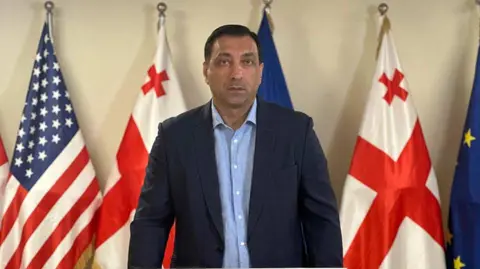 ძალიან მნიშვნელოვანია, რომ როინ შავაძის საქმეზე ყველა კითხვას პასუხი გაეცეს - ლევან ბეჟაშვილი