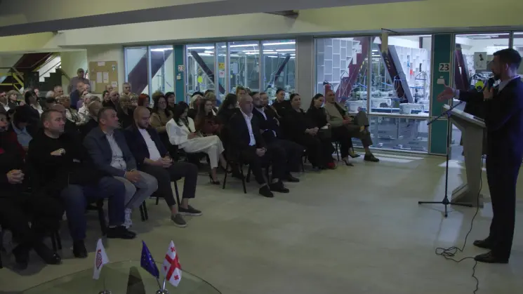 გლდანის მაჟორიტარმა დეპუტატებმა მოსახლეობას 2025-2026 წლების საქმიანობის ანგარიში წარუდგინეს