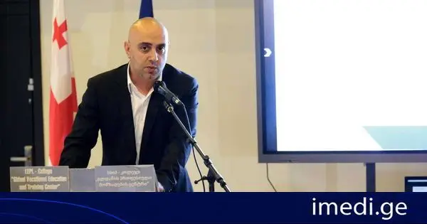 მიხეილ რეხვიაშვილმა 2025-2026 წლებში გაწეული საქმიანობის შესახებ ანგარიშის წარდგენისას დეტალურად ისაუბრა ბინათმესაკუთრეთა ამხანაგობის განვითარების ხელშეწყობის პროგრამის ფარგლებში განხორციელებულ პროექტებზე