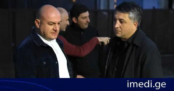 ზუგდიდში დავით ჯიქიას ქუჩაზე გზის რეაბილიტაცია მიმდინარეობს