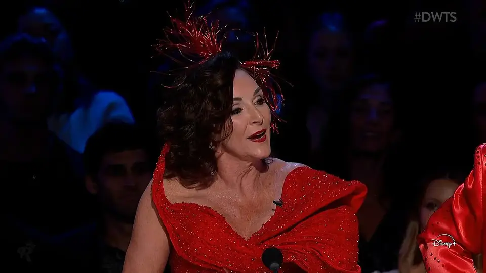 შერლი ბალასი „Dancing With The Stars“-ის ჟიურიში მუდმივი ადგილის დაკავებას ცდილობს – მაყურებელმა მისი „საშინელი“ კრიტიკა და „სასტიკი“ შეფასებები მოიწონა მას შემდეგ, რაც მან „Strictly“-დან წასვლა უარყო