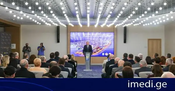 აჭარის მთავრობის თავმჯდომარე რეგიონის ტურიზმის სექტორის წარმომადგენლებს შეხვდა