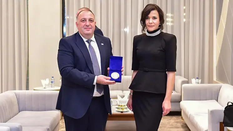 გენერალური პროკურორი გიორგი გვარაკიძე თურქეთში, ბალკანეთის ქვეყნების გენერალური პროკურორების სამუშაო ფორუმის ფარგლებში, რუმინეთის გენერალურ პროკურორს, ბულგარეთის გენერალური პროკურორის მოვალეობის შემსრულებელს და მონტენეგროს სახელმწიფო პროკურორს შეხვდა