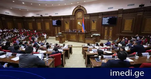 სომხეთის პარლამენტმა „ტრამპის მარშრუტის“ ხელშეკრულების რატიფიცირება მოახდინა