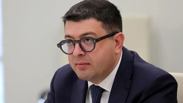 დიმიტრი სამხარაძე: საქართველოში მუნიციპალიტეტი არ არსებობს, სადაც ერთი ერთში არ მეორდება "ნაცური" რეჟიმის შემქმნელების მიერ ჩადენილი დანაშაულები, ყველგან ატერორებდნენ მოქალაქეებს, ქმნიდნენ "ახალ ქართველს", რომელსაც არაფერი ექნებოდა ქართული