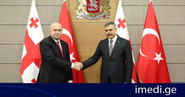 საქართველოსა და თურქეთის შინაგან საქმეთა მინისტრებს შორის სატელეფონო საუბარი გაიმართა
