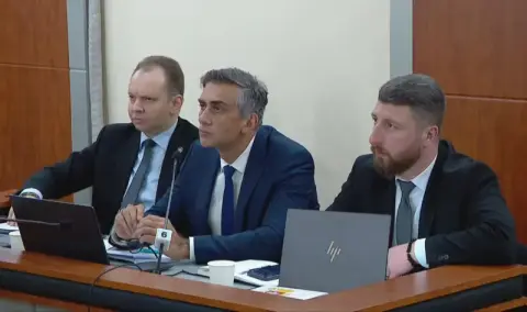 არჩილ გორდულაძე - ბატონო მოსამართლევ, რამდენ ხანს უნდა ვისმინოთ, ნიკა გვარამია რით ამაყობს? - თუ რამით სიამაყის გრძნობას განიცდით, გარეთ როცა გაბრძანდებით, თქვენი უფლებაა, იამაყოთ რამდენიც გნებავთ